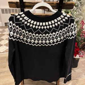 Women's LOFT Black and White Patterned  Sweater - Size Small NWOT